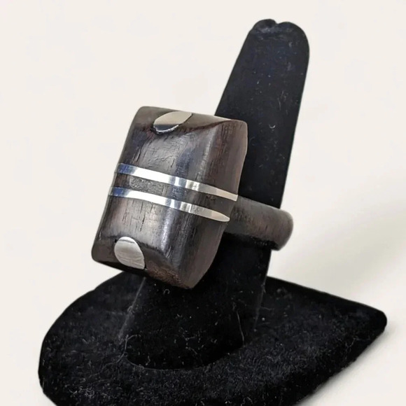 Jewelry - (2/$20) Dark Wood Silver Accent Ring